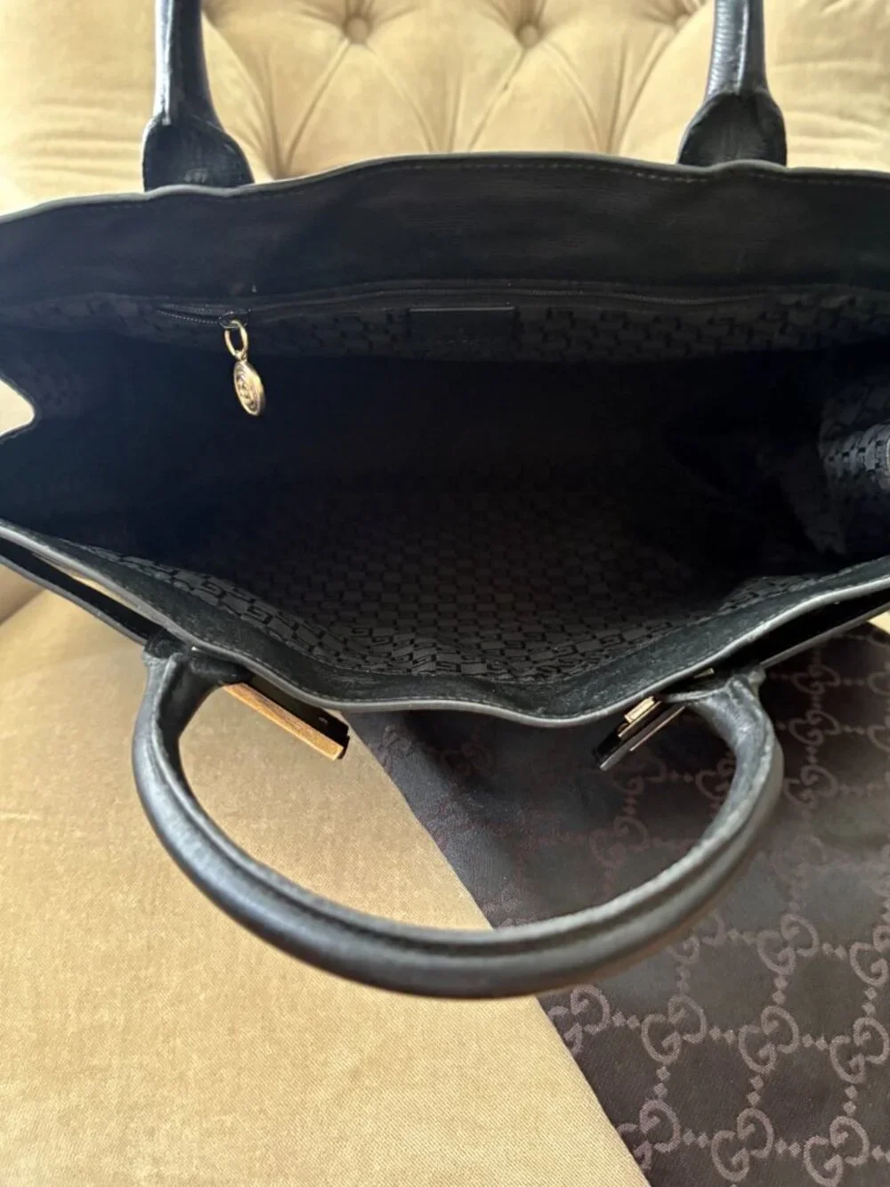 VTG Auth GUCCI Iconic Textured Leather 002-1090 Business Satchel Tote Bag